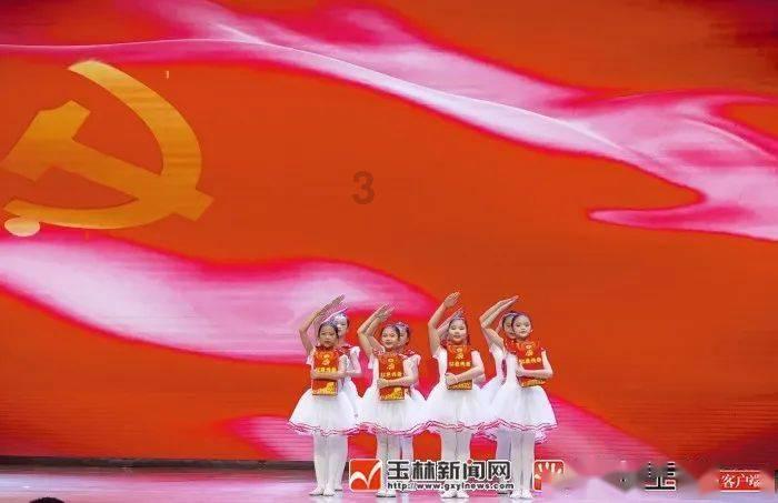 德州爱心企业为困难职工捐赠500桶食用油